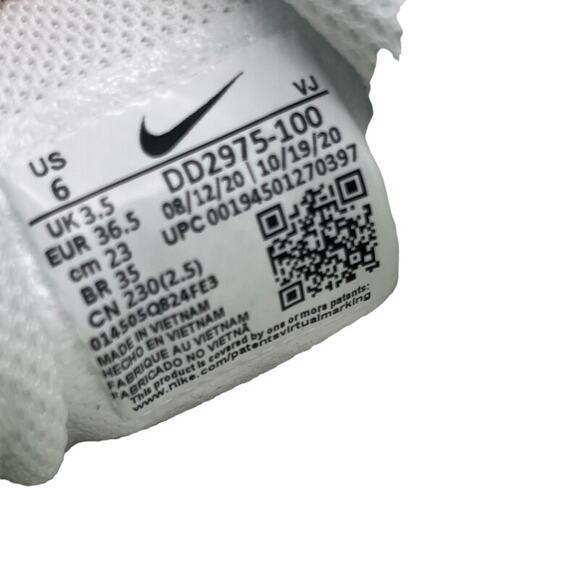 Nike Air Max Excee Sneakers Women’s Size 6 White Neon DD2975-100 Running Shoes - Picture 7 of 8